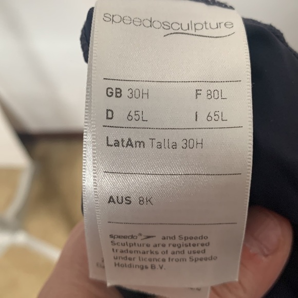 Speedo Sculpture Navy Silver swimsuit UK Sizing 30 - Picture 7 of 7